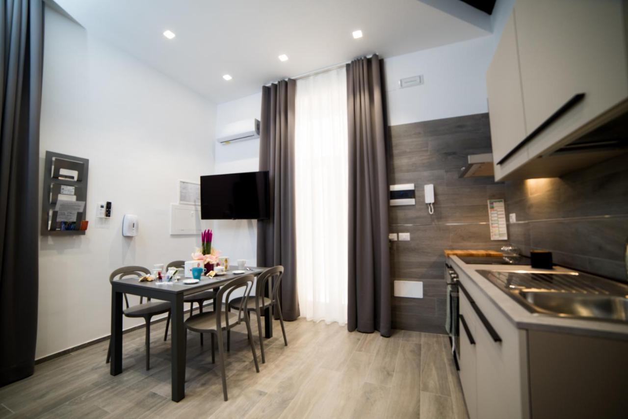Casa Felix Apartment Salerno Bagian luar foto