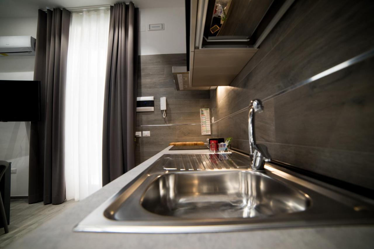 Casa Felix Apartment Salerno Bagian luar foto