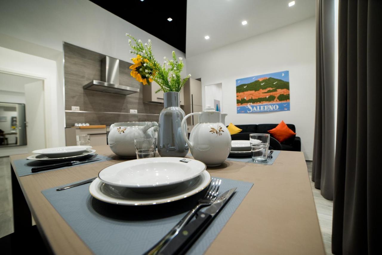 Casa Felix Apartment Salerno Bagian luar foto