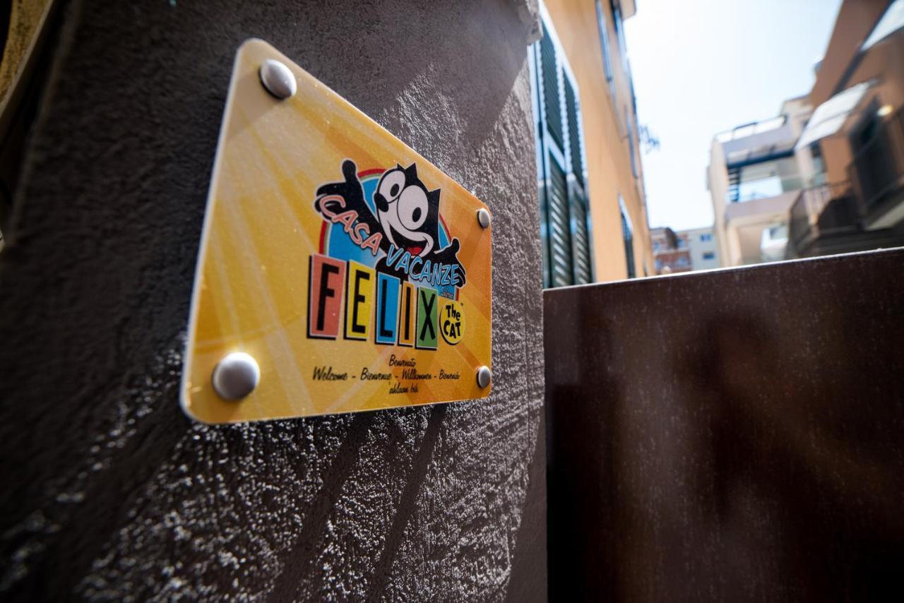 Casa Felix Apartment Salerno Bagian luar foto